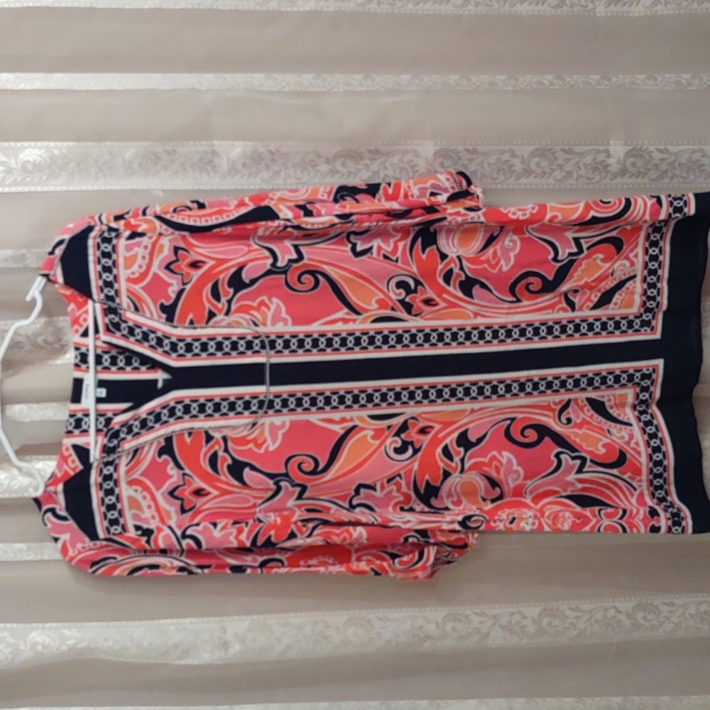 Crown and Ivy Above the Knee Dress. Navy,Pink,Coral, and White. Size 10